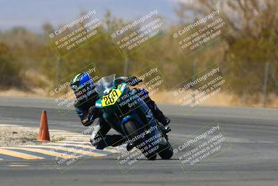 media/Apr-17-2022-CVMA (Sun) [[f474cfa795]]/Race 14 500 Supersport-350 Supersport (Holeshot)/